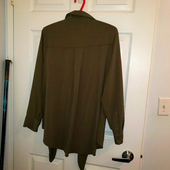 Front tie tunic blouse top 1X olive green - Picture 5 of 7